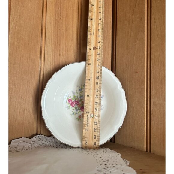 Vintage Edwin M Knowles China Floral Berry Bowls Scalloped Edge USA Porcelain - Picture 3 of 5